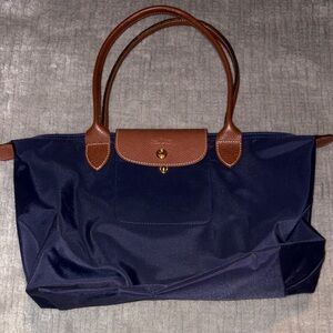 Navy Longchamp bag